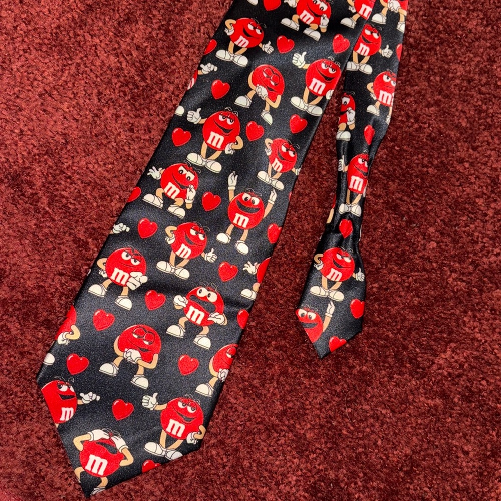 Ralph Marlin M&M’s Valentine Tie